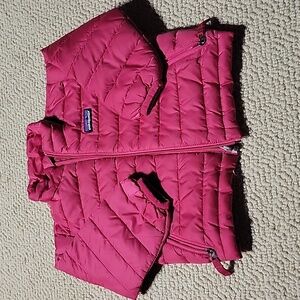 Pink Patagonia Puffer Jacket, size 18 months. Used but lots of life left